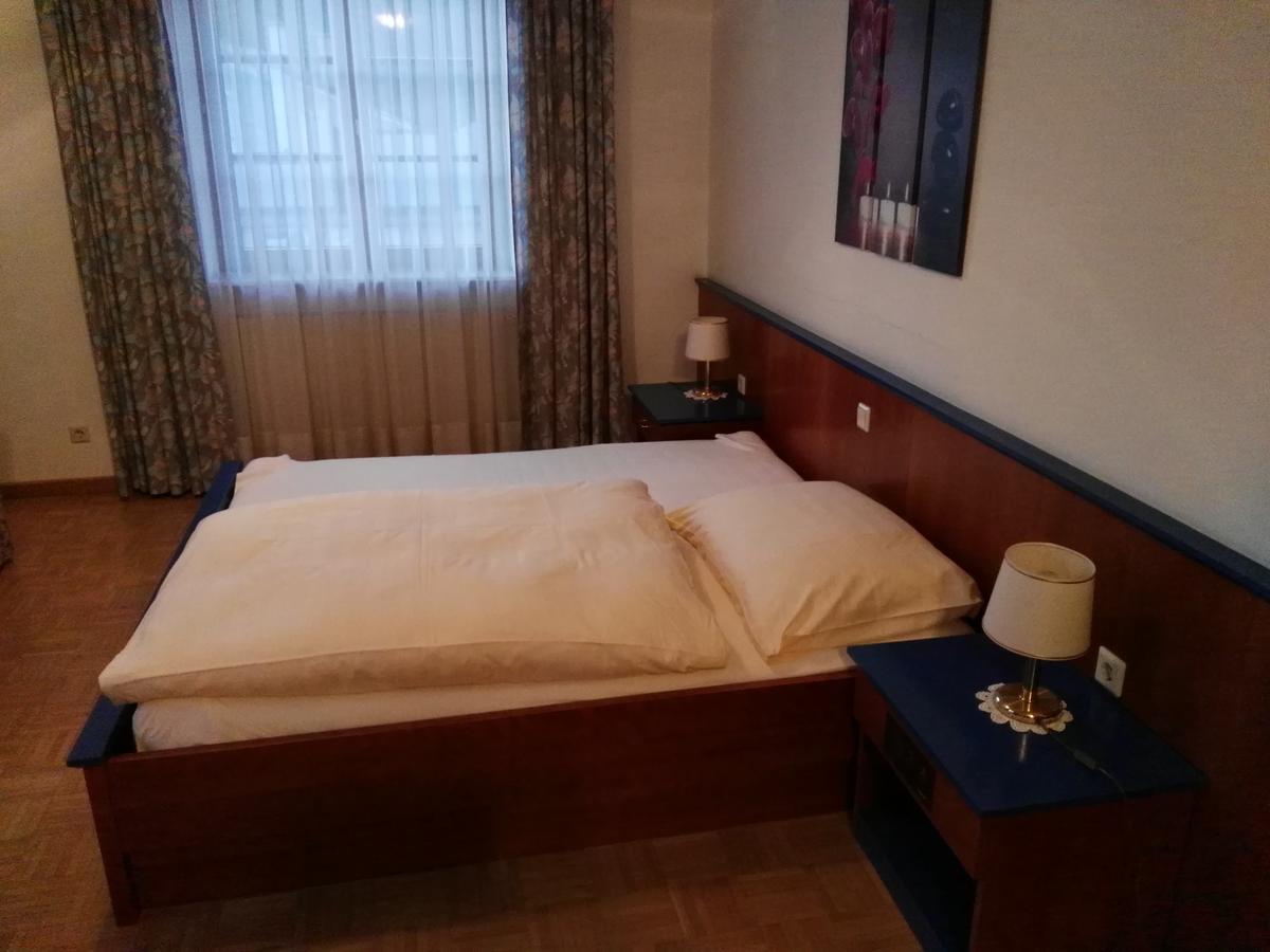 Hotel Seltenriegel Wies Buitenkant foto